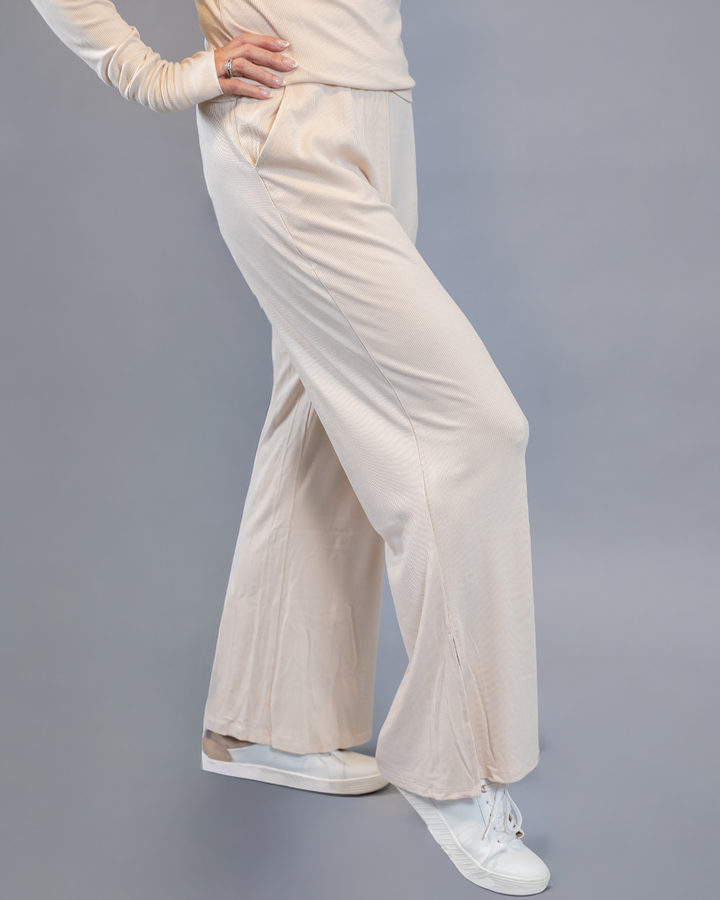 High-Waisted Lounge Pant